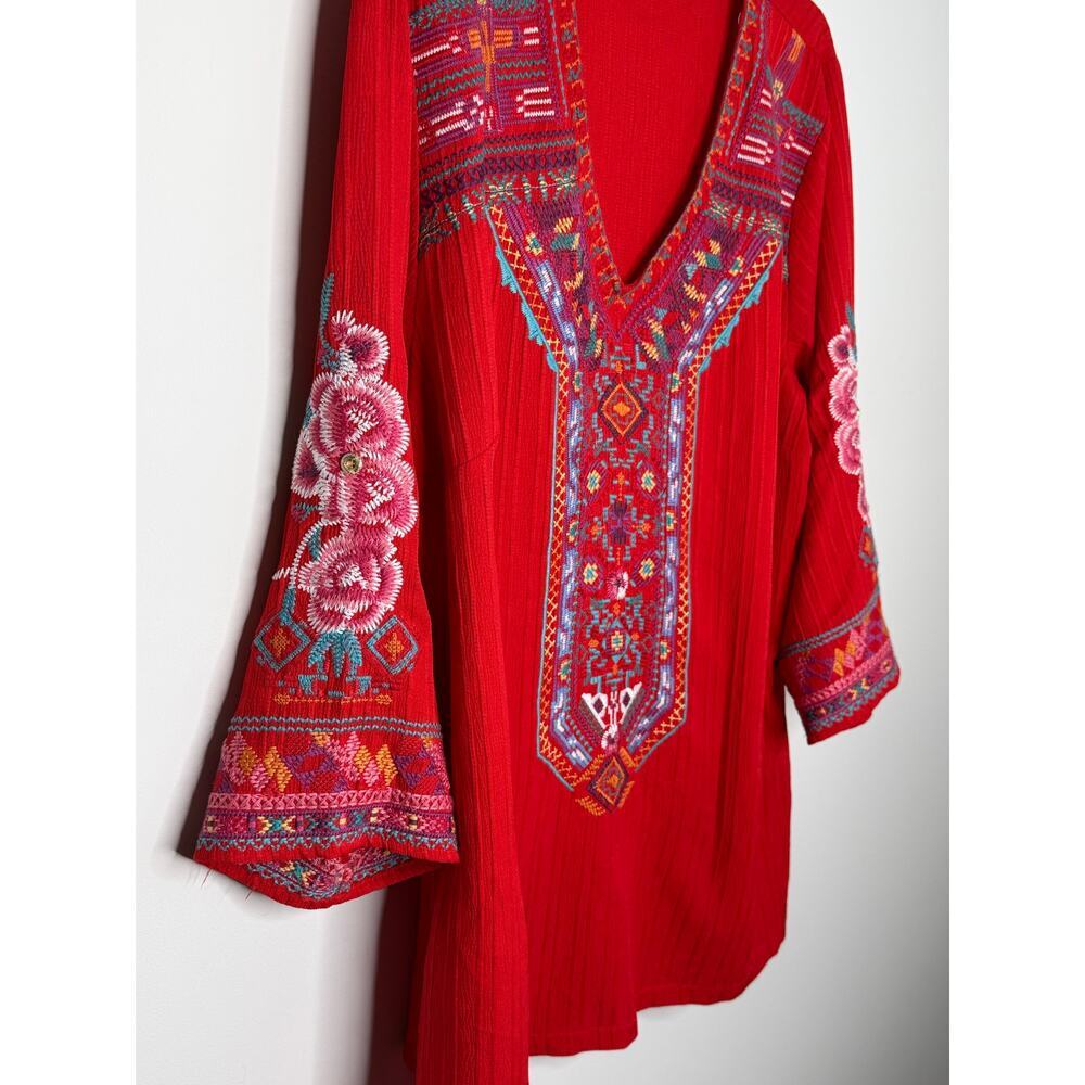 Calessa Embroidered Floral 3/4 Sleeve V-Neck Tunic Blouse Red Women's Size PXL - Picture 8 of 9